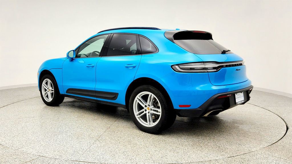 Used 2022 Porsche Macan w/ Premium Package Plus image 7