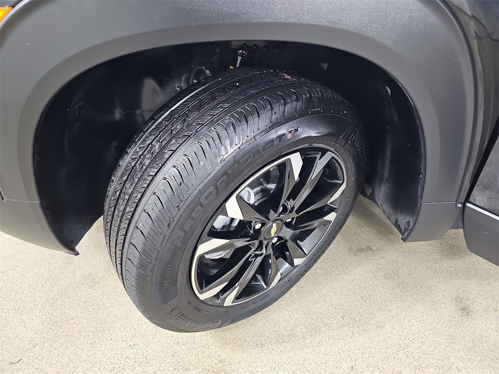 Certified 2023 Chevrolet TrailBlazer LT w/ Convenience Package image 38