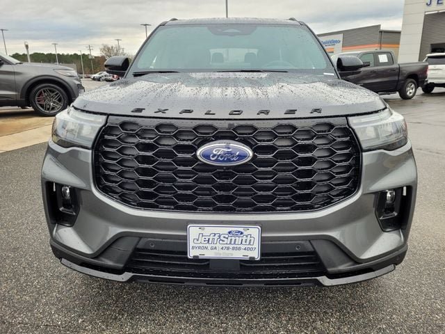 New 2026 Ford Explorer ST-Line AWD/4WD image 2