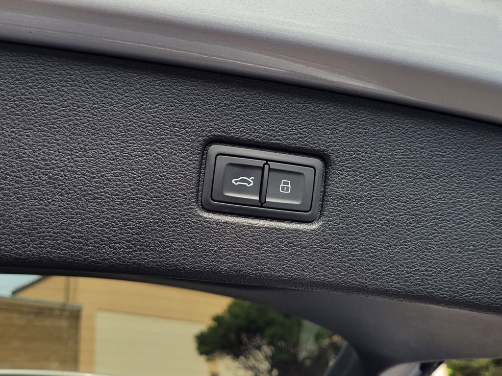 Used 2022 Audi Q7 3.0T Premium Plus image 27