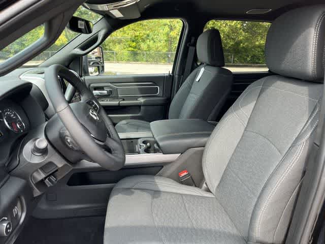 New 2026 RAM 3500 Big Horn AWD/4WD image 10