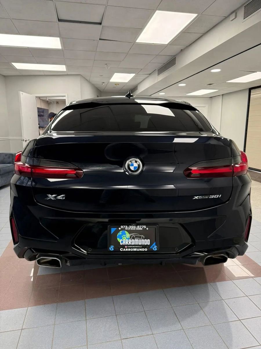 Used 2022 BMW X4 xDrive30i w/ M Sport Package 2 image 5