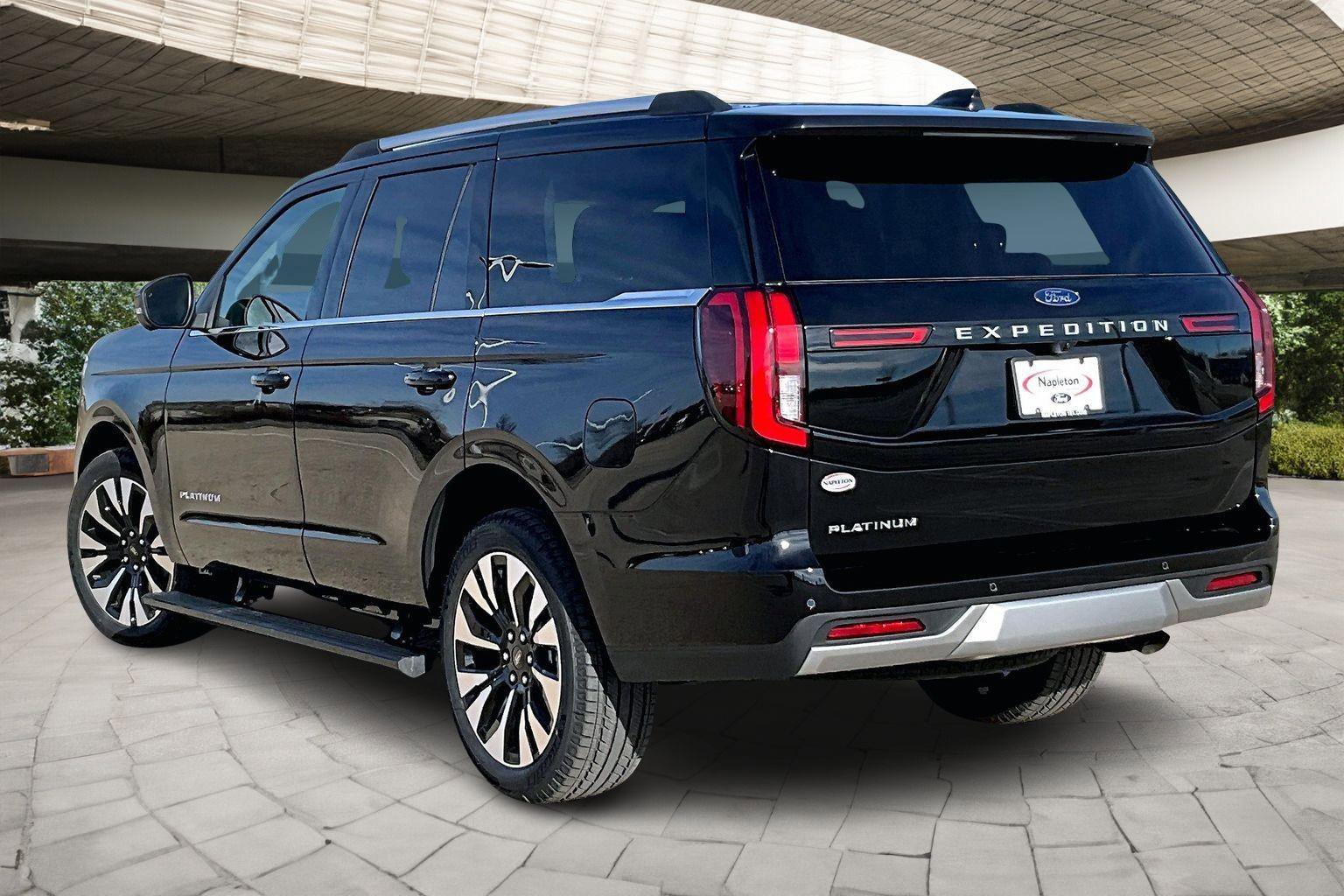 New 2026 Ford Expedition Platinum w/ Driver's Package image 3
