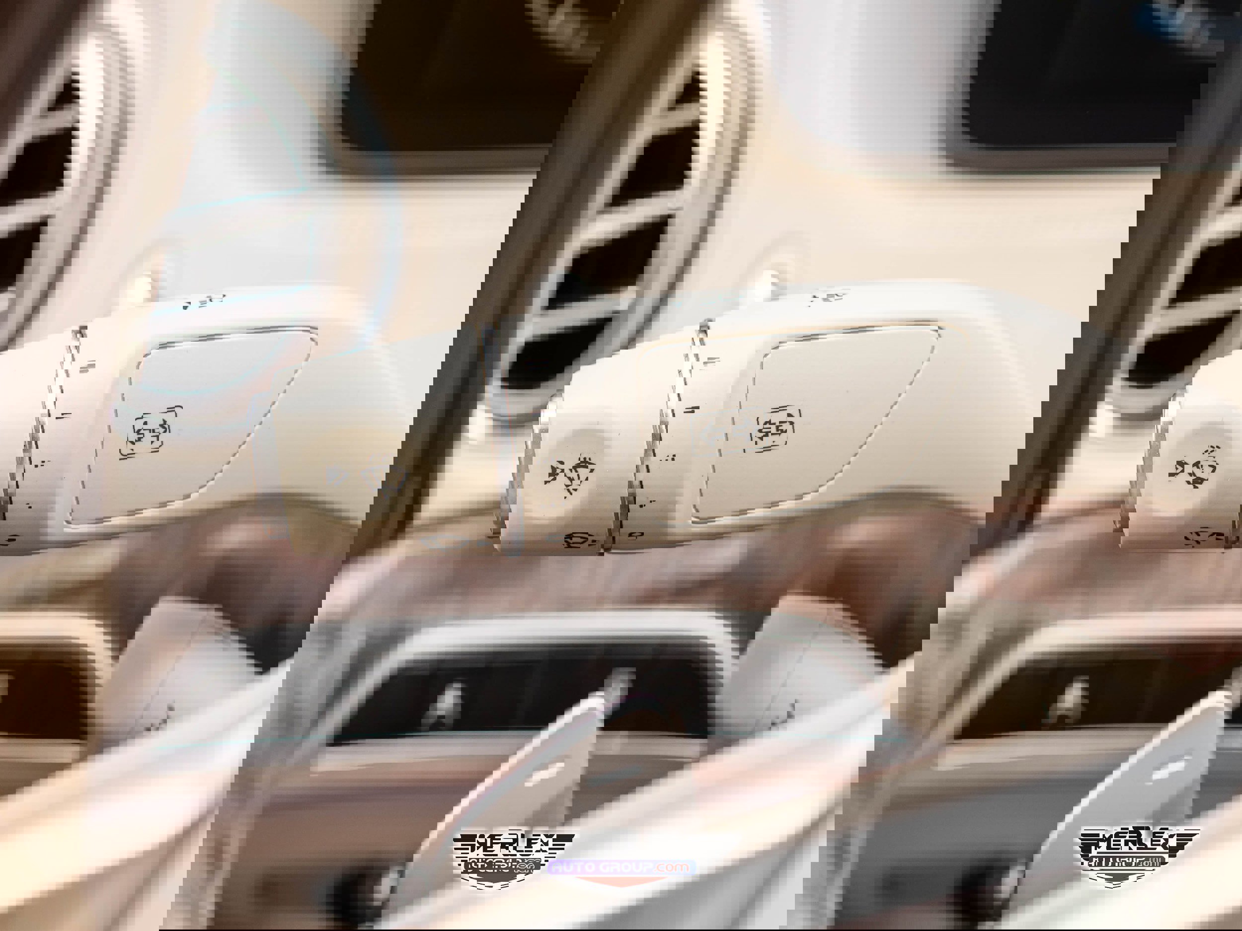 Used 2019 Mercedes-Benz S 560 Sedan image 28