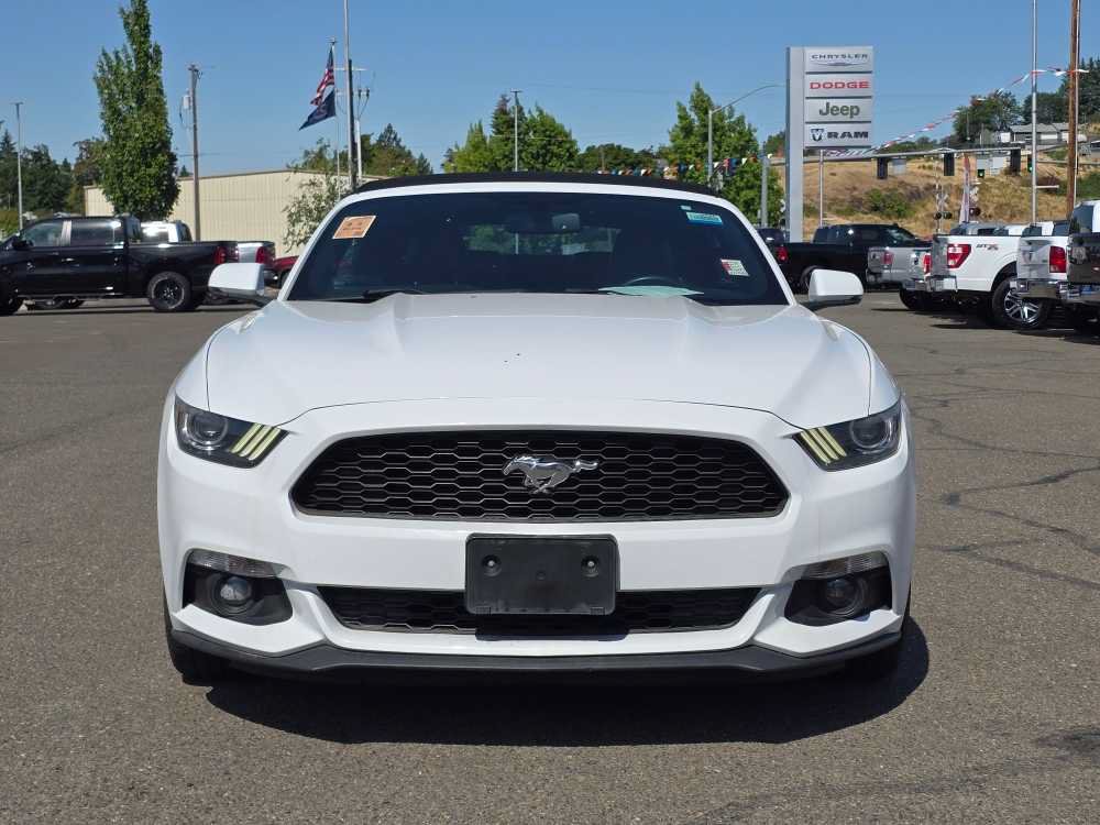 Used 2015 Ford Mustang Premium RWD image 19