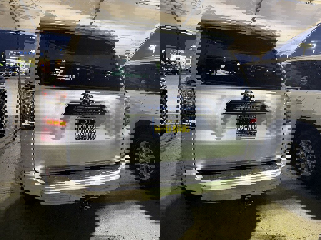 Used 2019 Toyota 4Runner TRD Off-Road Premium image 3