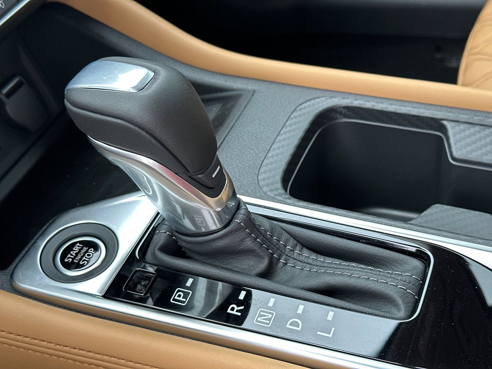 New 2025 Nissan Sentra SV w/ SV Premium Package image 32