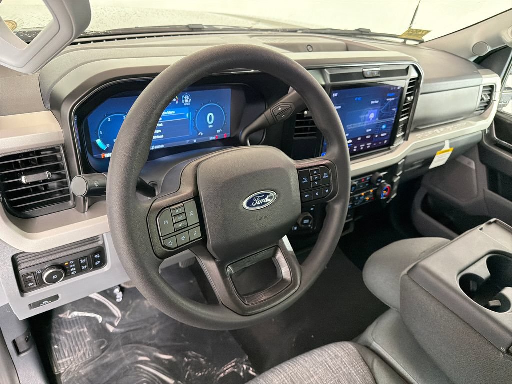 New 2026 Ford F350 XLT w/ XLT Premium Package AWD/4WD image 13