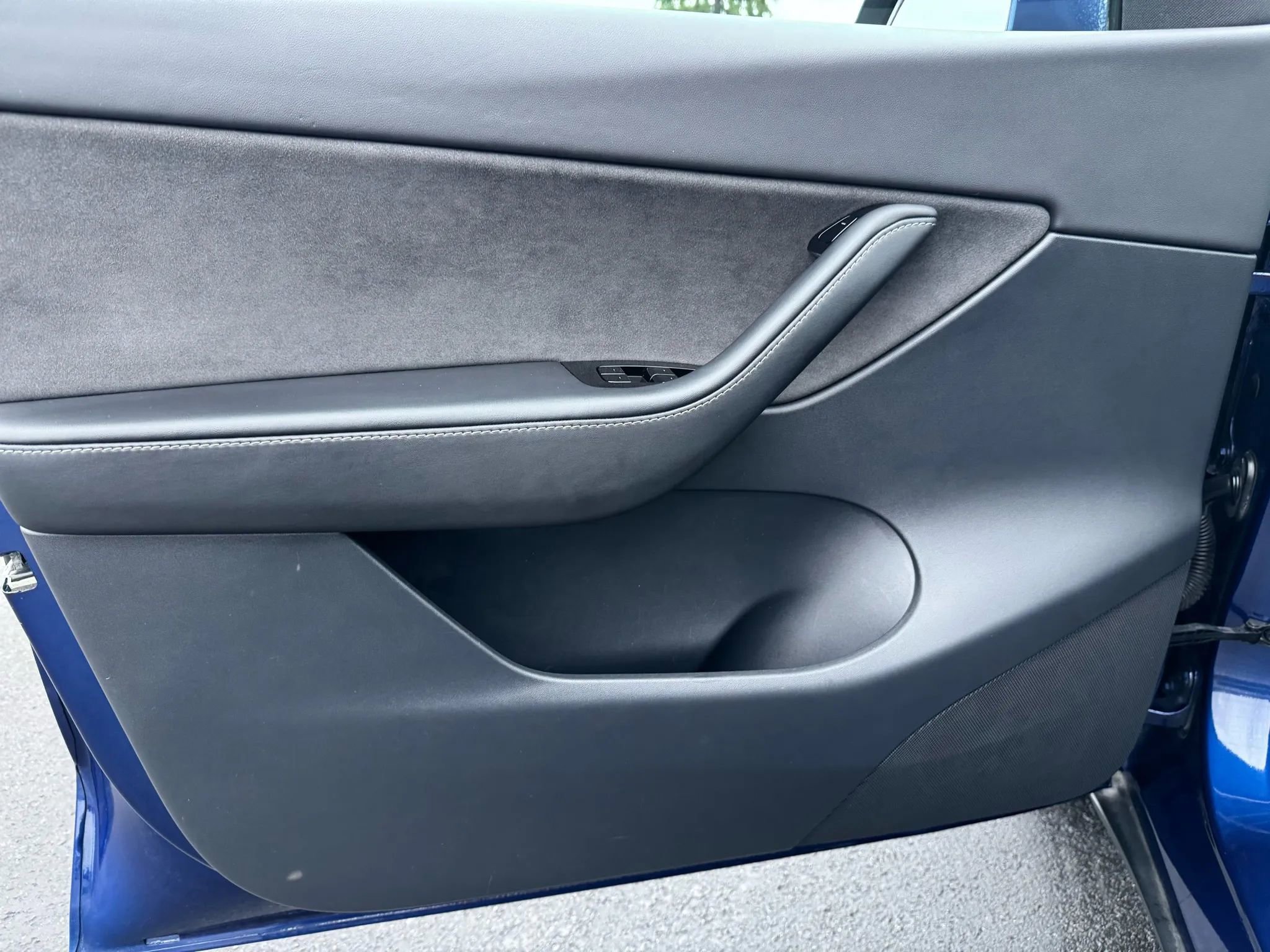 Used 2020 Tesla Model Y Long Range image 41