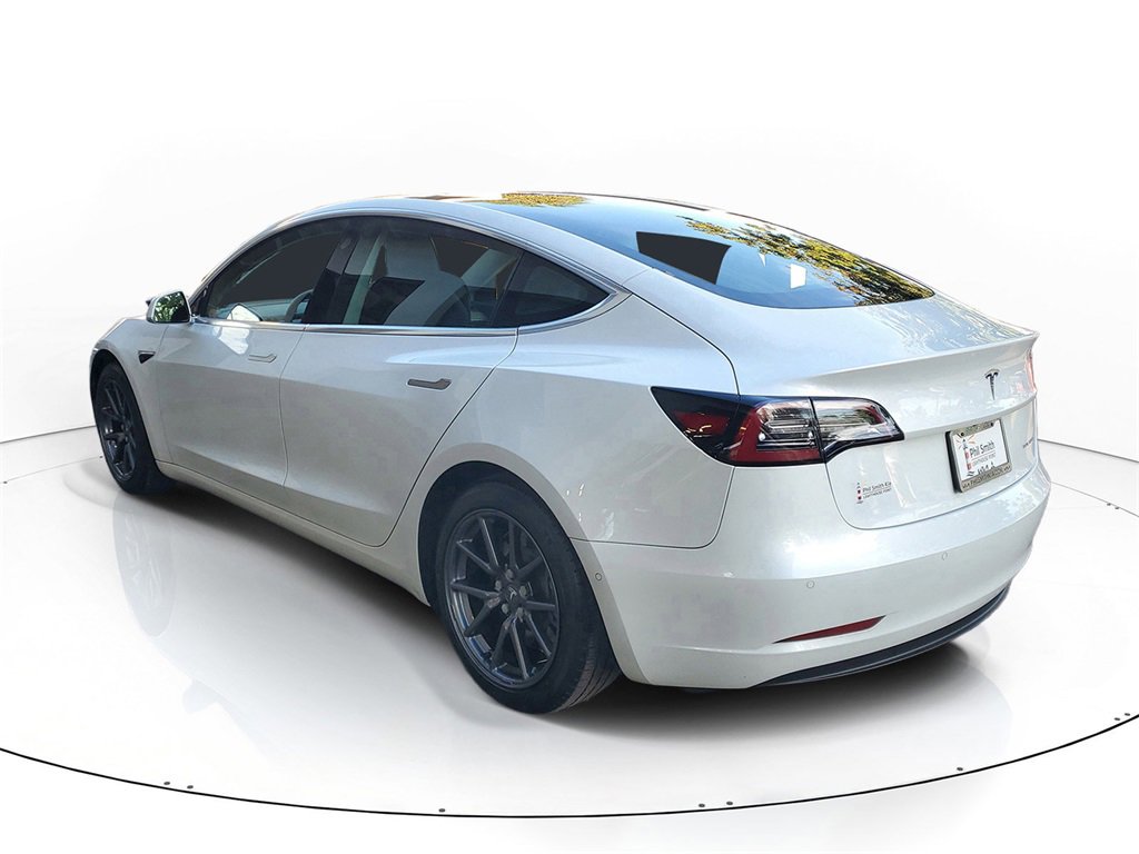 Used 2020 Tesla Model 3 Long Range image 4