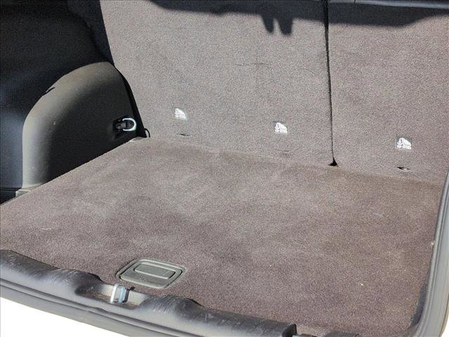 Used 2025 Jeep Compass Latitude image 6