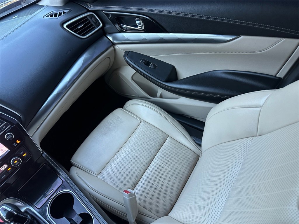 Used 2019 Nissan Maxima 3.5 SV w/ Floor Mat Group image 27