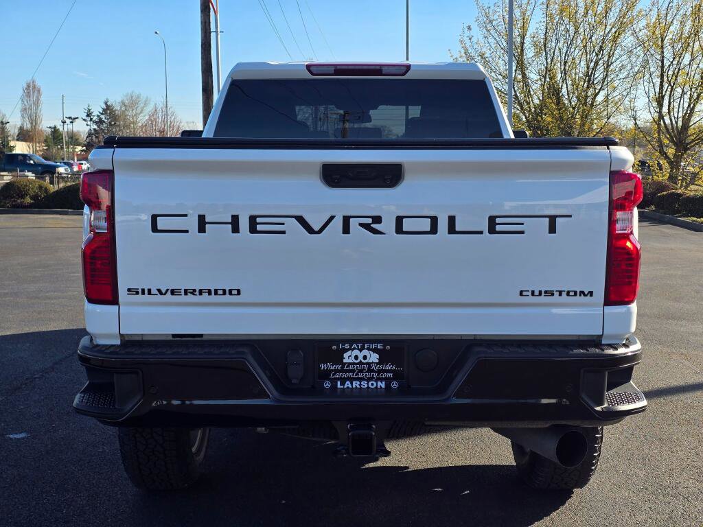 Used 2024 Chevrolet Silverado 2500 Custom w/ Custom Value Package image 7