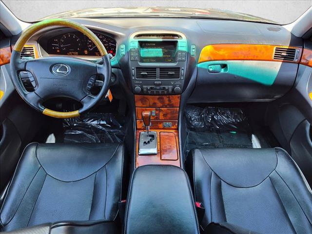 Used 2004 Lexus LS 430 RWD image 18