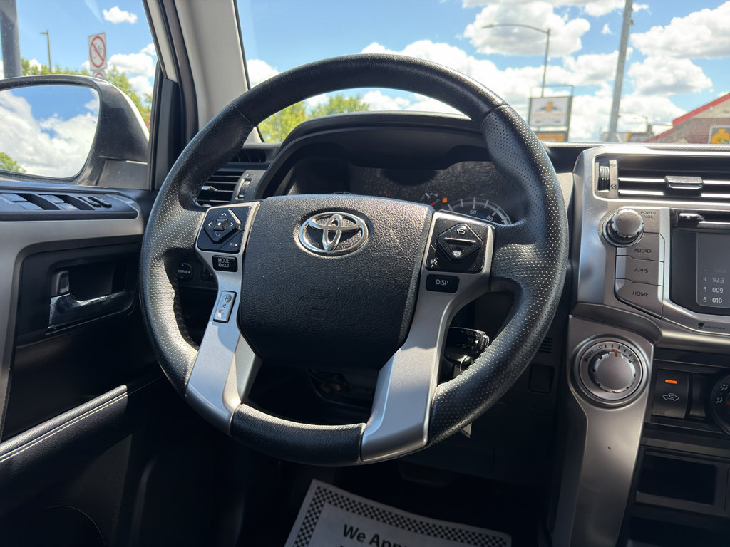 Used 2019 Toyota 4Runner SR5 AWD/4WD image 26