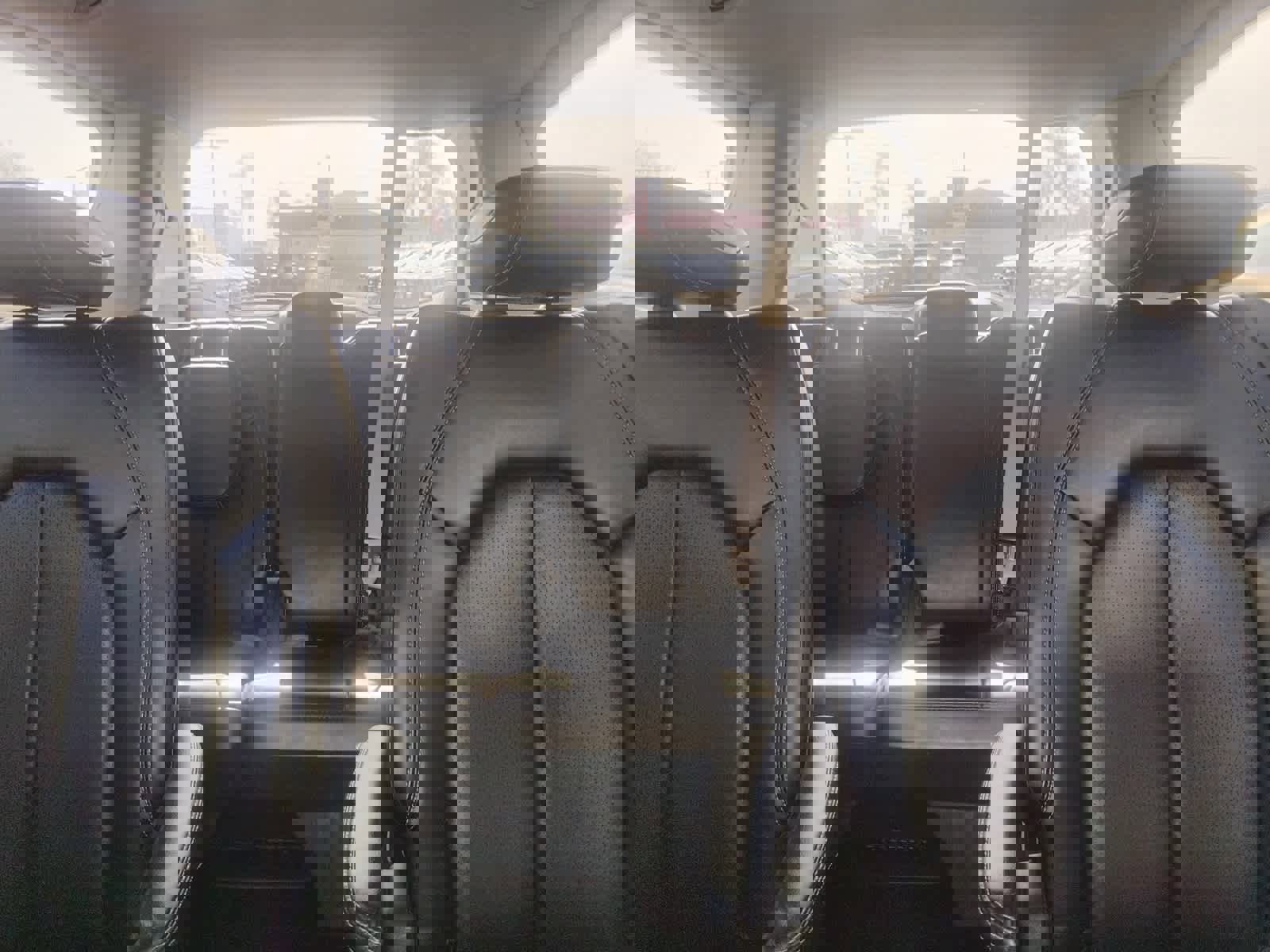 Used 2023 Chrysler Pacifica Touring-L image 11