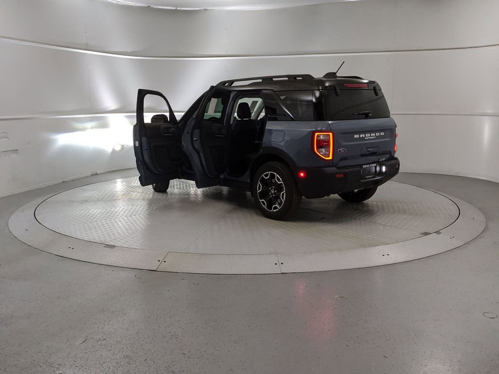 New 2025 Ford Bronco Sport Outer Banks image 10