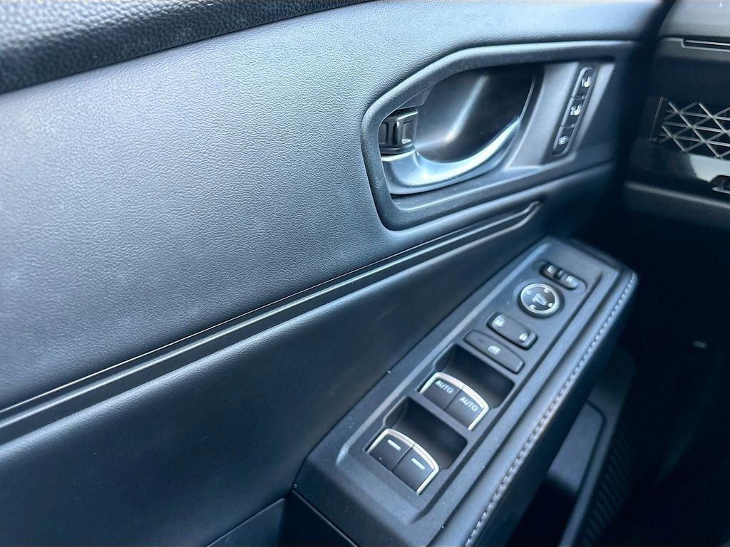 Used 2023 Honda Accord Sport image 17