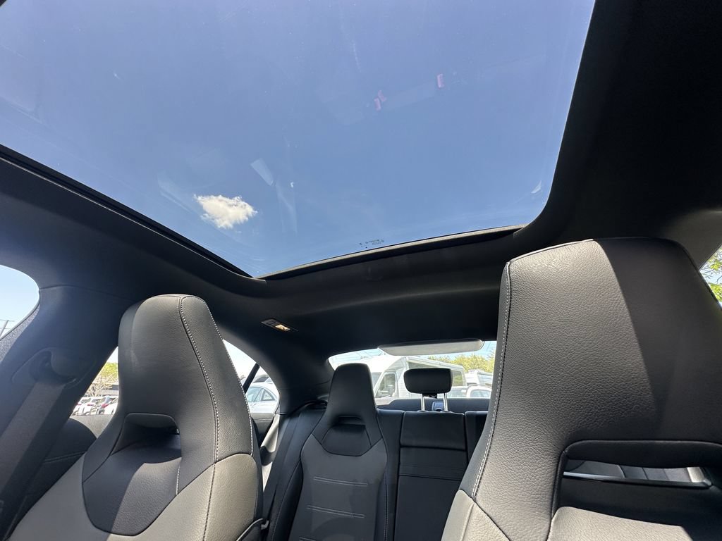 Certified 2025 Mercedes-Benz CLA 35 AMG 4MATIC image 33