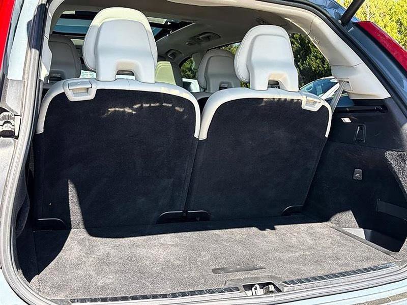 Used 2023 Volvo XC90 B6 Ultimate image 40