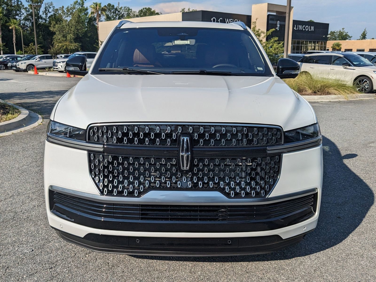 New 2025 Lincoln Navigator L Reserve image 11