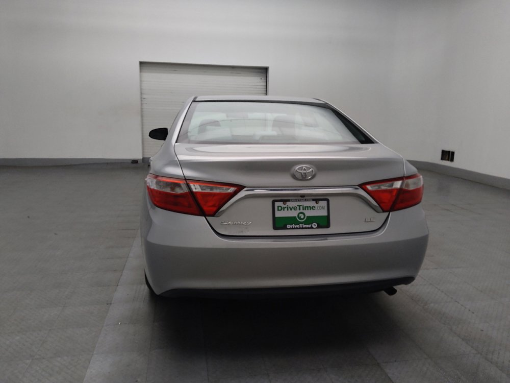 Used 2017 Toyota Camry LE FWD image 6
