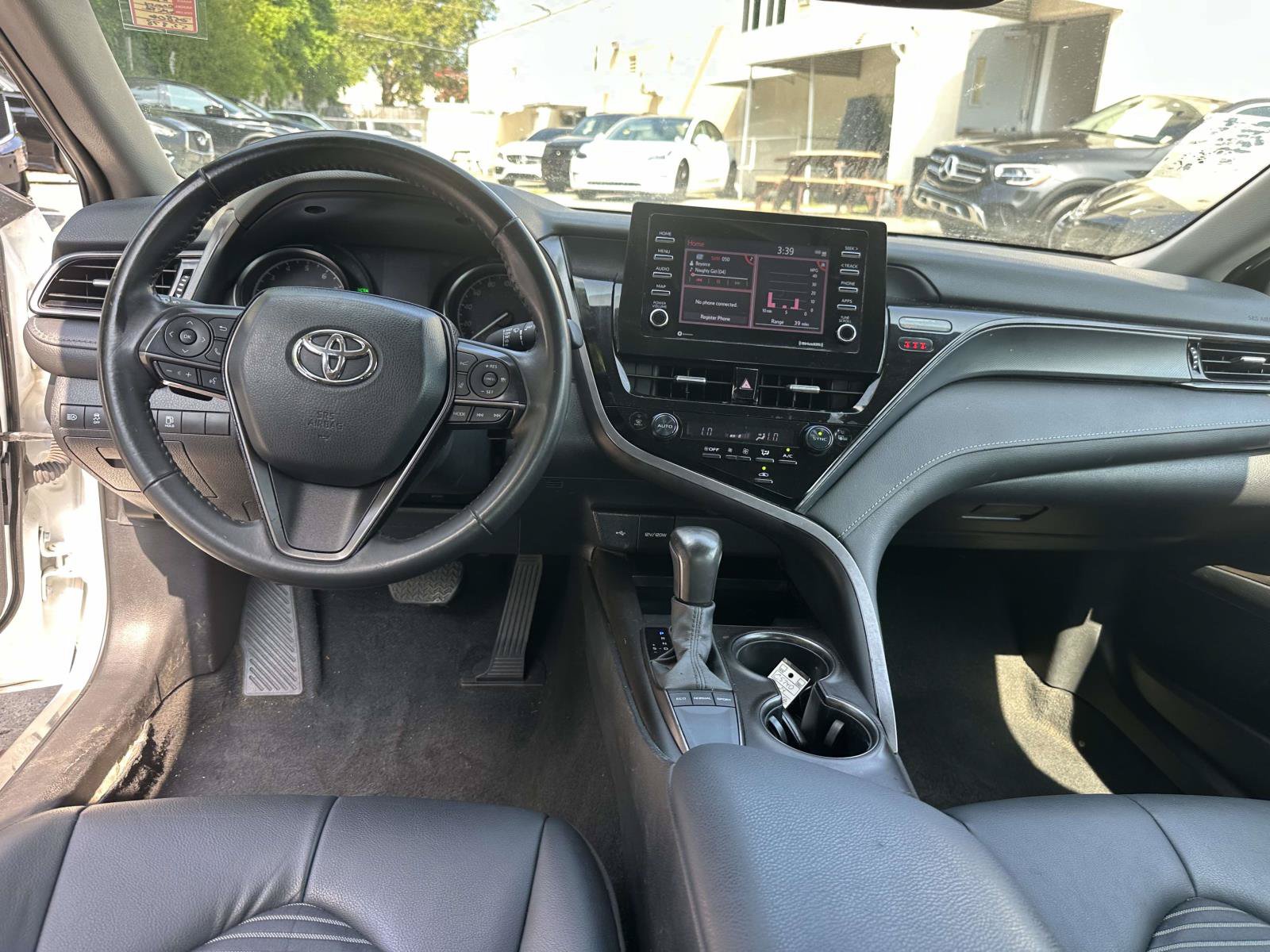 Used 2024 Toyota Camry SE w/ Convenience Package FWD image 20