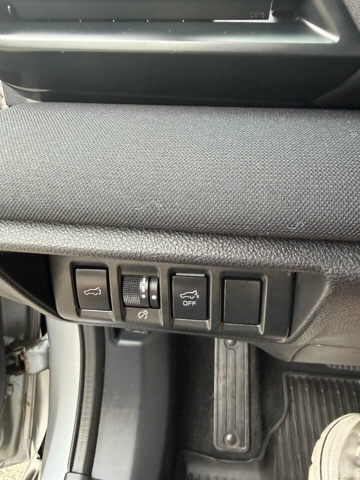 Used 2022 Subaru Outback Premium AWD/4WD image 20