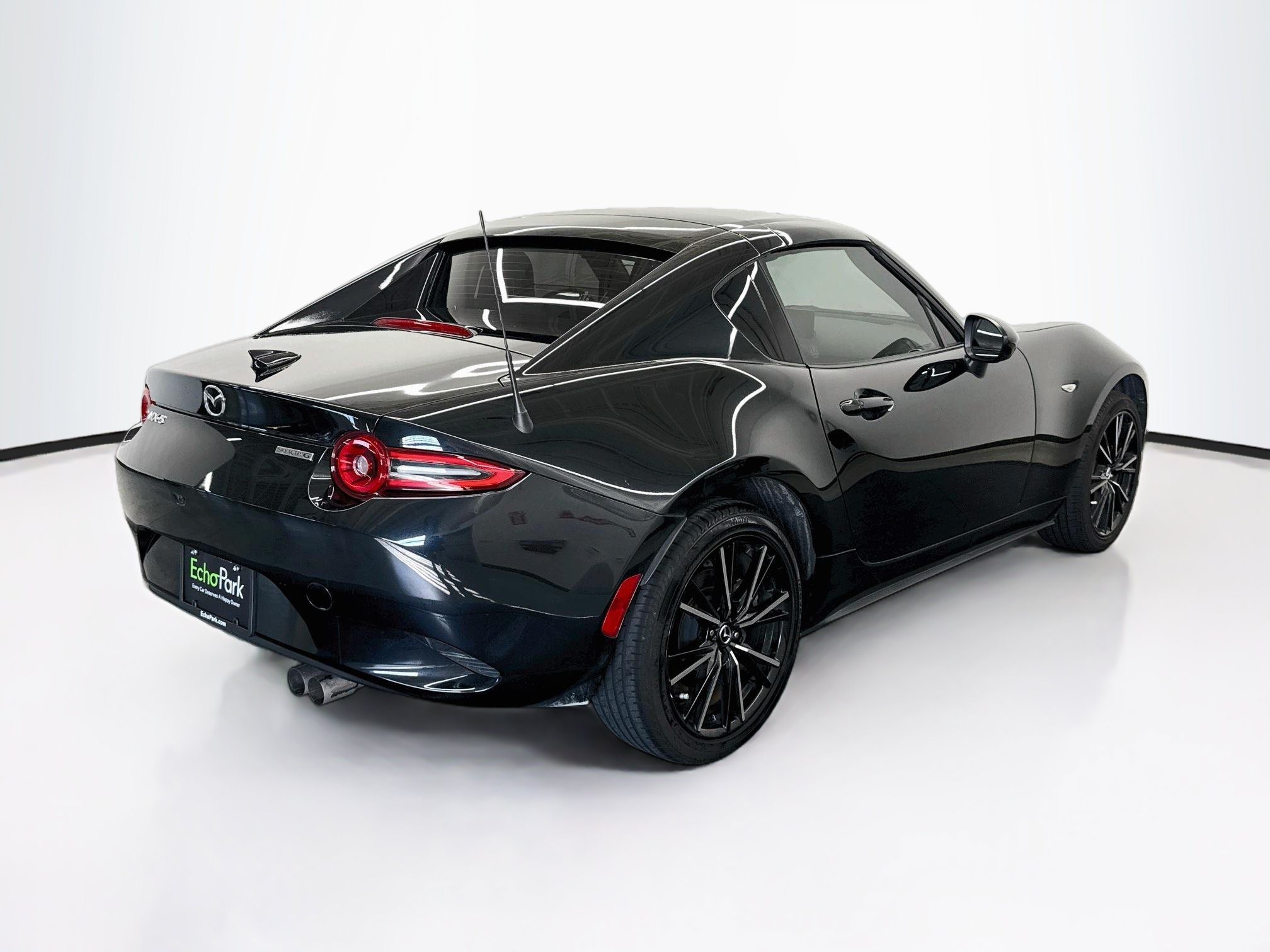 Used 2025 MAZDA MX-5 Miata RF Grand Touring RWD image 9