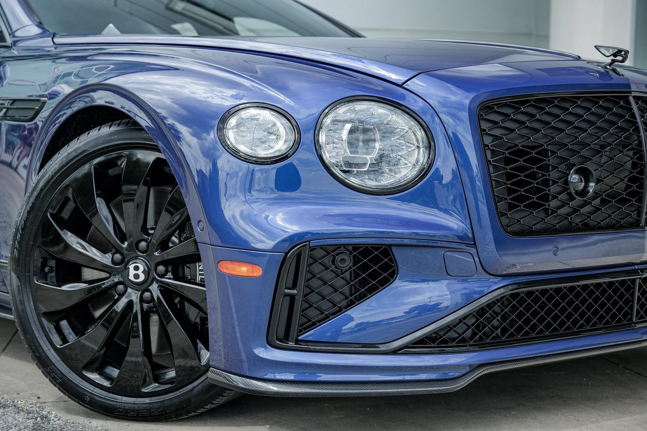 New 2025 Bentley Flying Spur Plug-In Hybrid AWD/4WD image 5