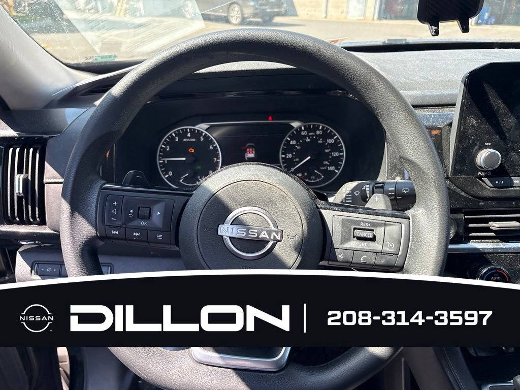 Used 2022 Nissan Pathfinder S AWD/4WD image 9