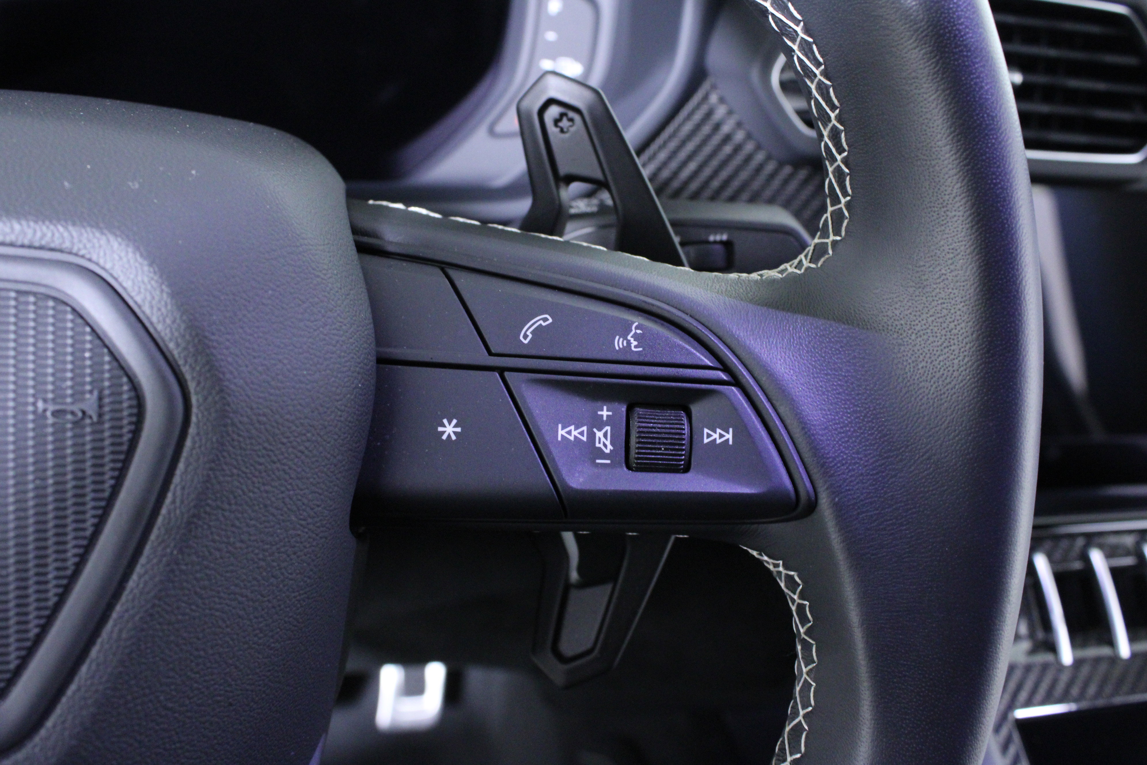 Used 2024 Lamborghini Urus Performante image 34