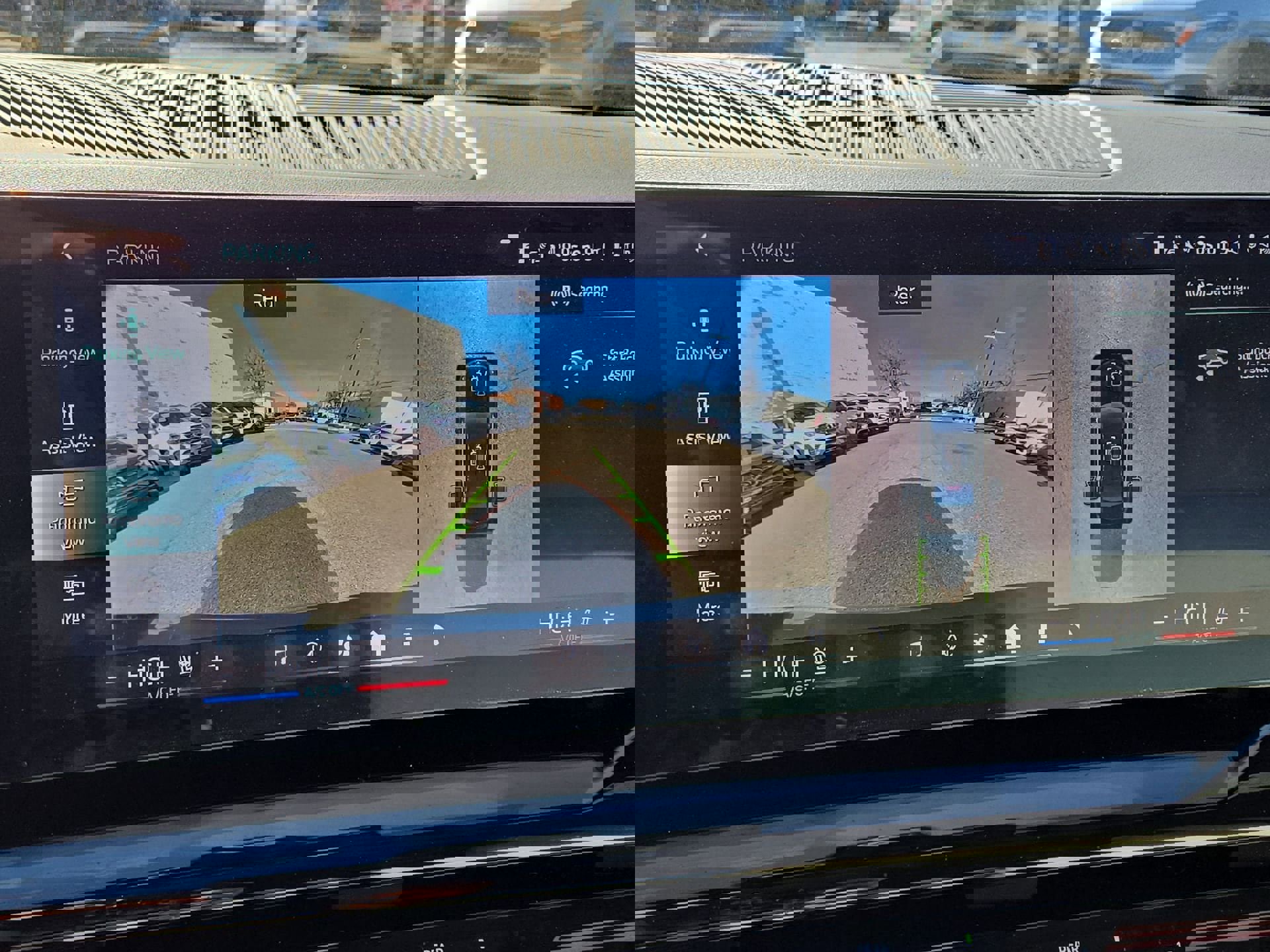 Used 2024 BMW 530i xDrive w/ Premium Package image 18