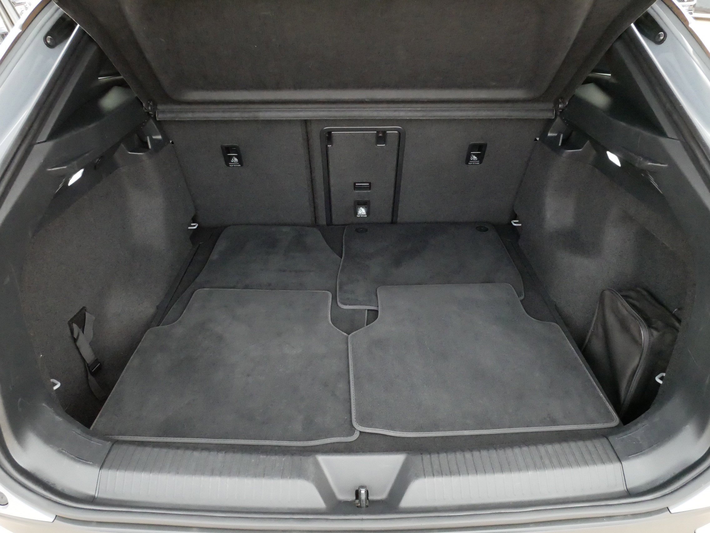 Certified 2022 Volkswagen ID.4 Pro S AWD/4WD image 18