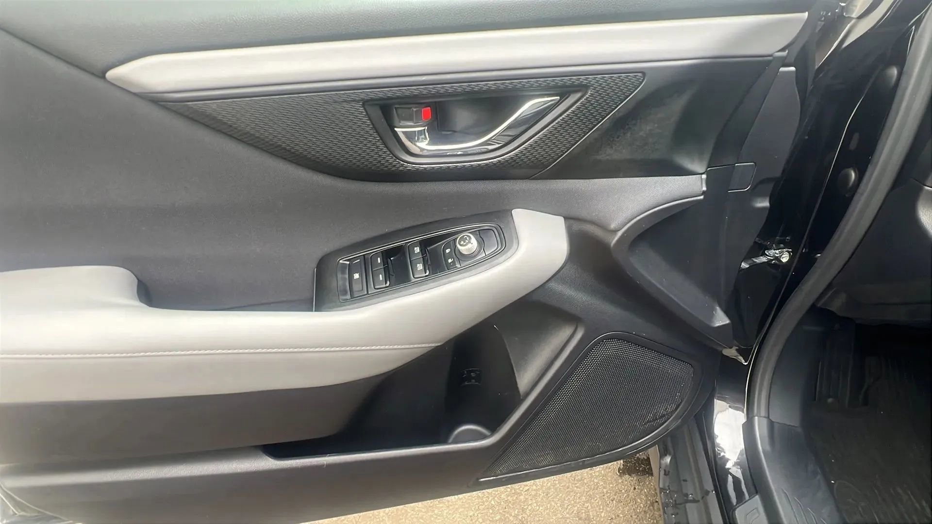 Used 2020 Subaru Outback Premium image 22