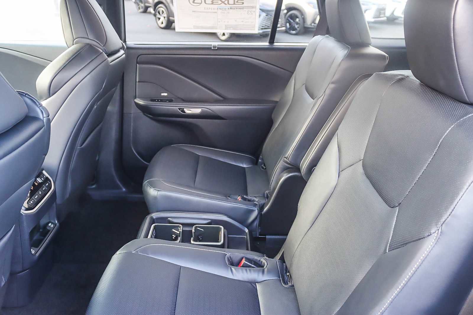 New 2026 Lexus TX 350 F SPORT Handling image 17