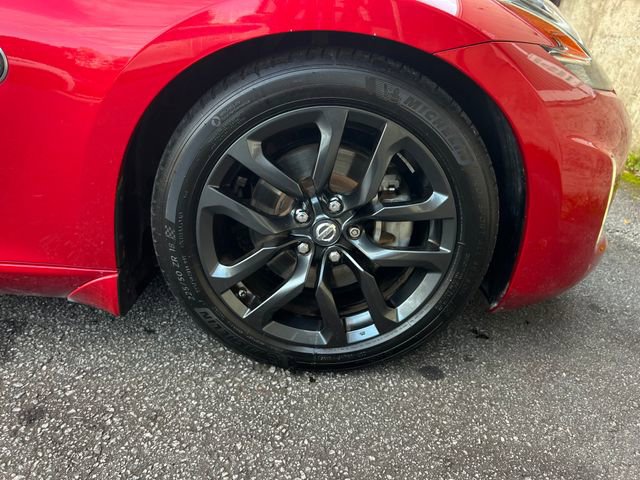 Used 2019 Nissan 370Z Touring image 32