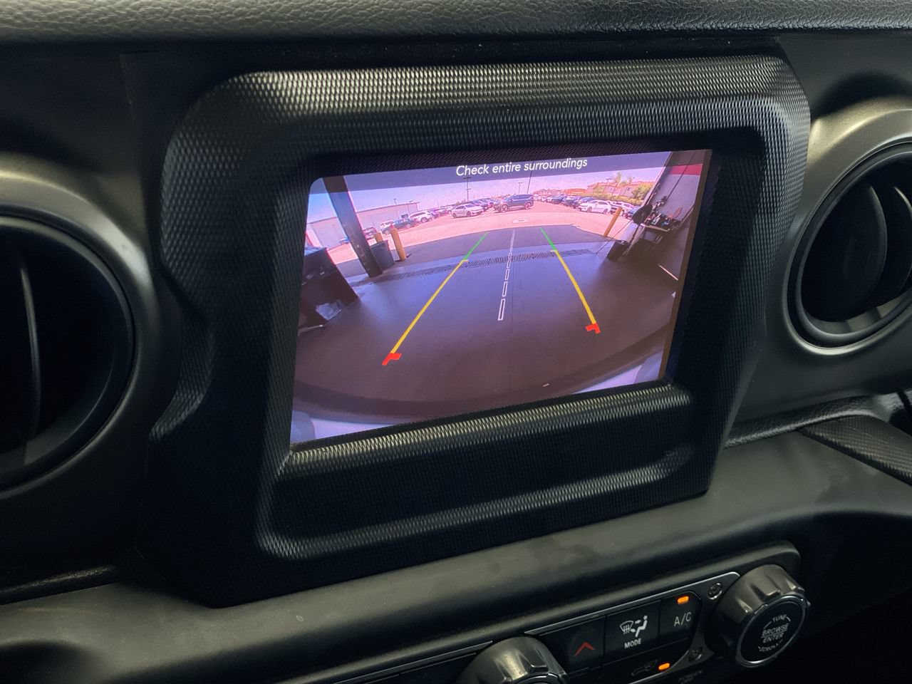Used 2023 Jeep Wrangler Unlimited Sport AWD/4WD image 25