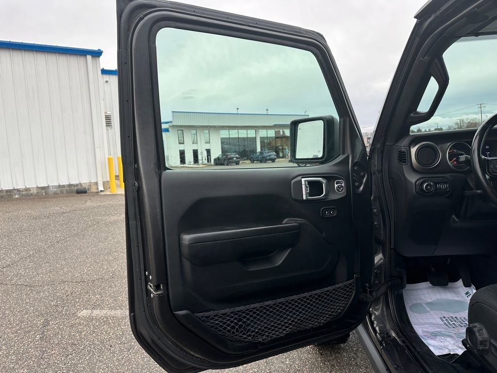 Used 2020 Jeep Wrangler Unlimited Sport AWD/4WD image 22