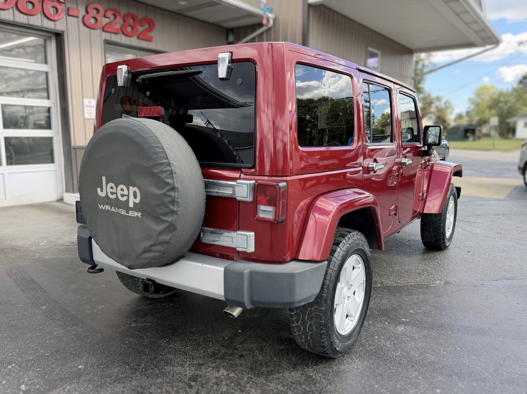 Used 2012 Jeep Wrangler Unlimited Sahara w/ Dual Top Group image 8