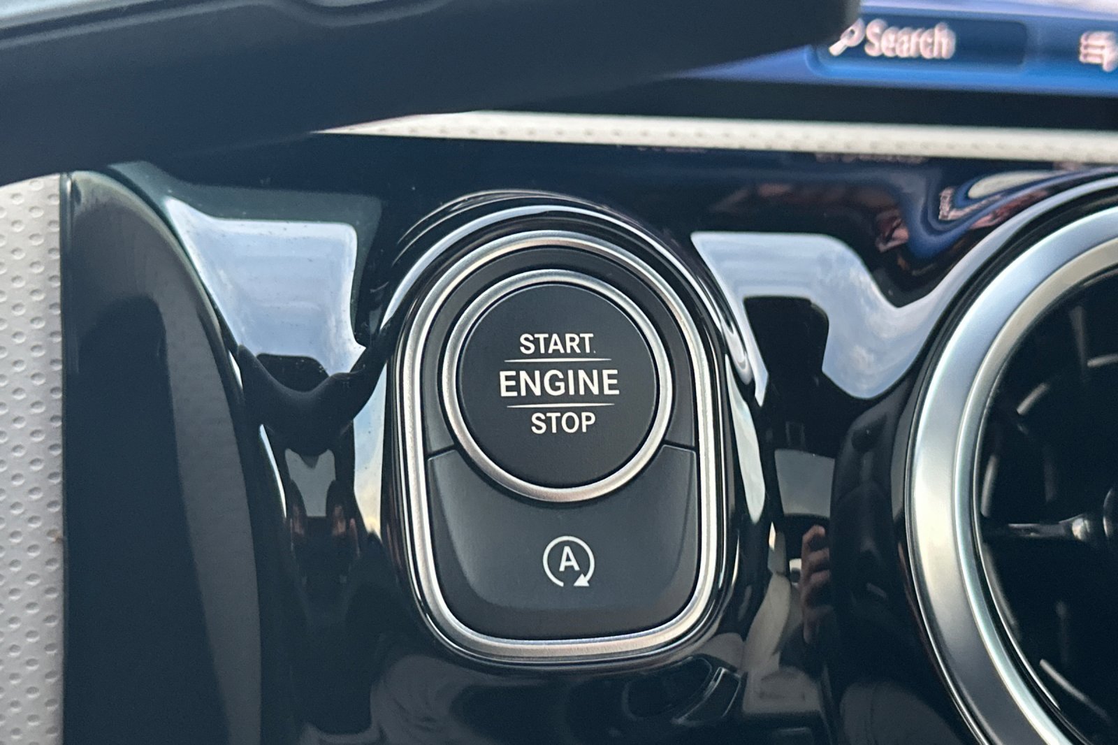 Certified 2025 Mercedes-Benz CLA 250 image 22