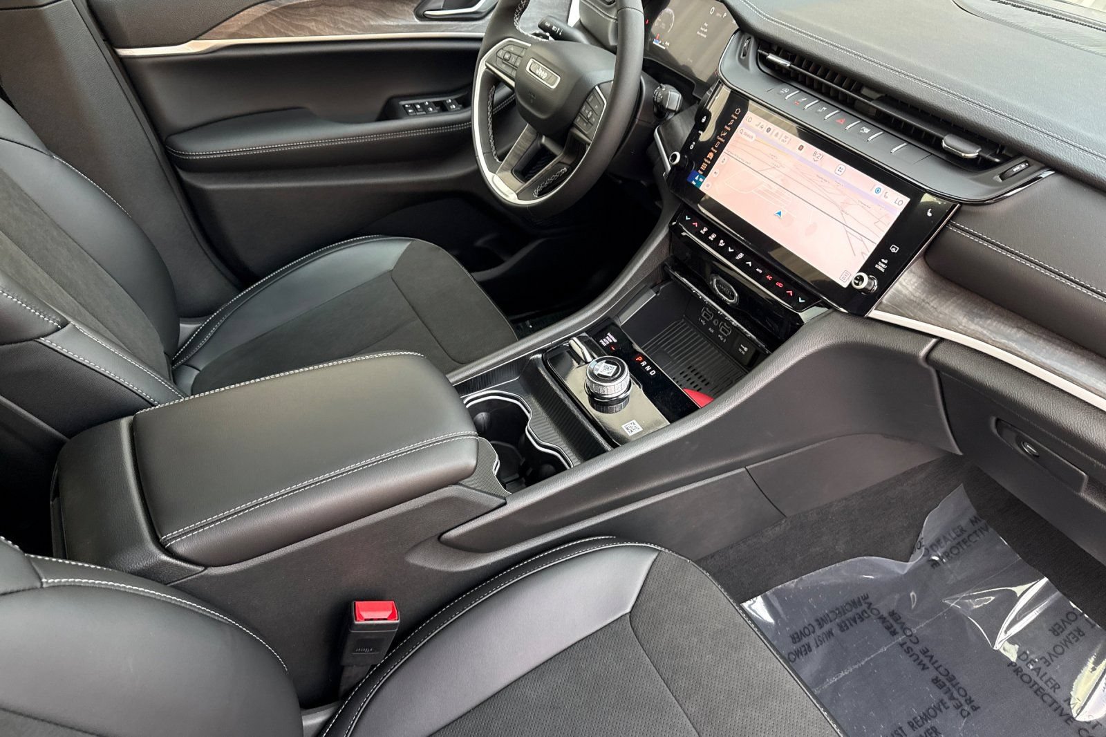 New 2026 Jeep Grand Cherokee Altitude AWD/4WD image 16