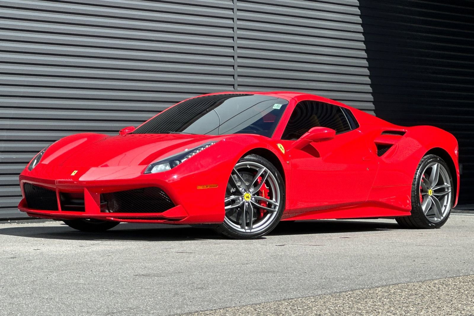 Used 2017 Ferrari 488 Spider RWD image 1