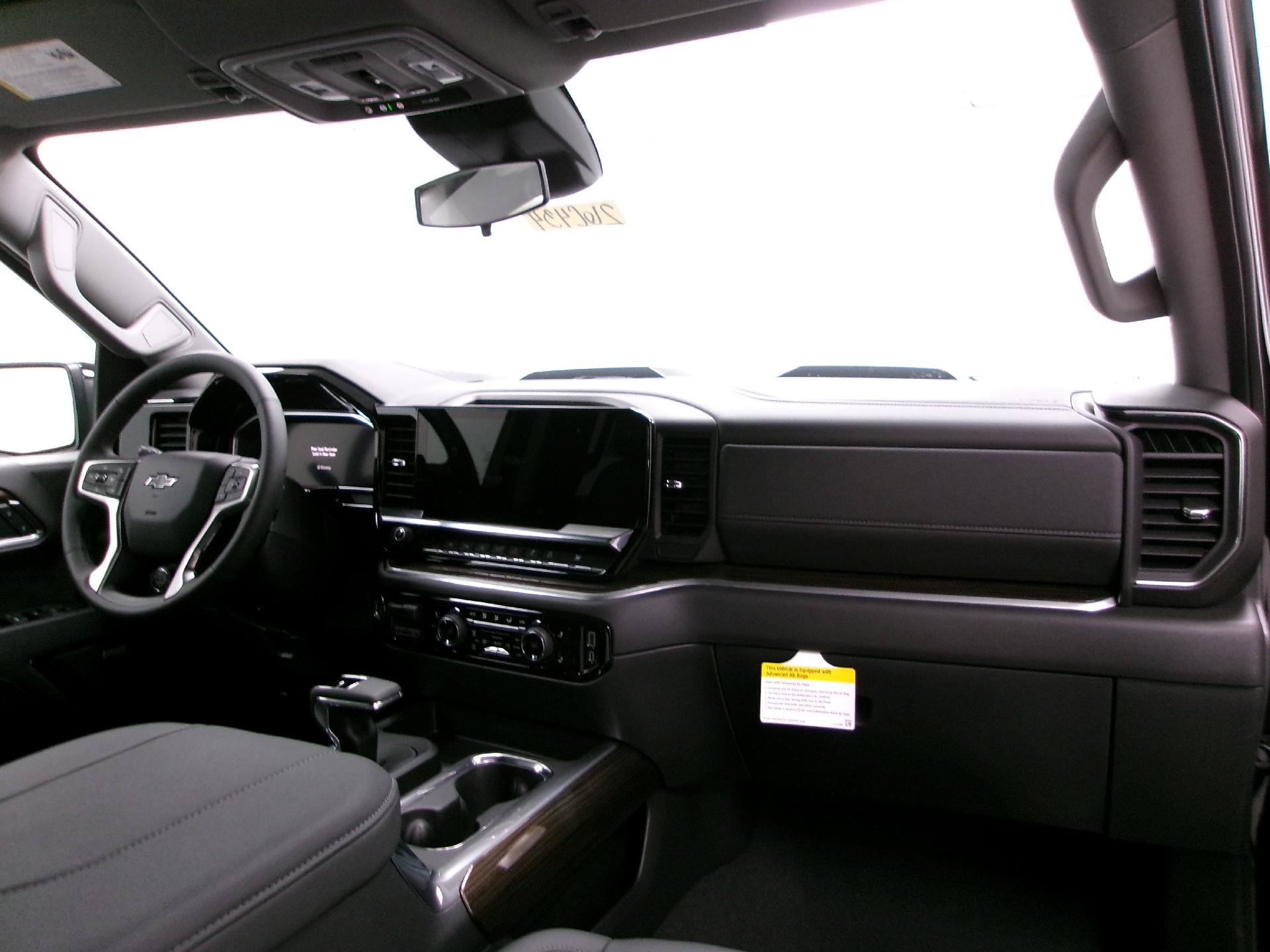 New 2026 Chevrolet Silverado 1500 LT Trail Boss w/ LT Trail Boss Premium Package AWD/4WD image 3
