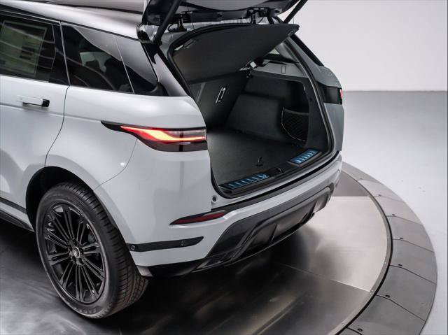 New 2026 Land Rover Range Rover Evoque Hoxton AWD/4WD image 33