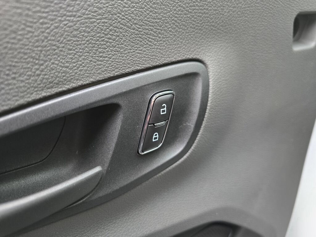 New 2026 Ford Transit 250 148 Medium Roof Extended AWD image 15