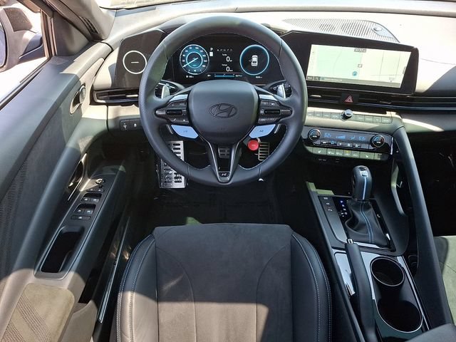 Used 2025 Hyundai Elantra N FWD image 12
