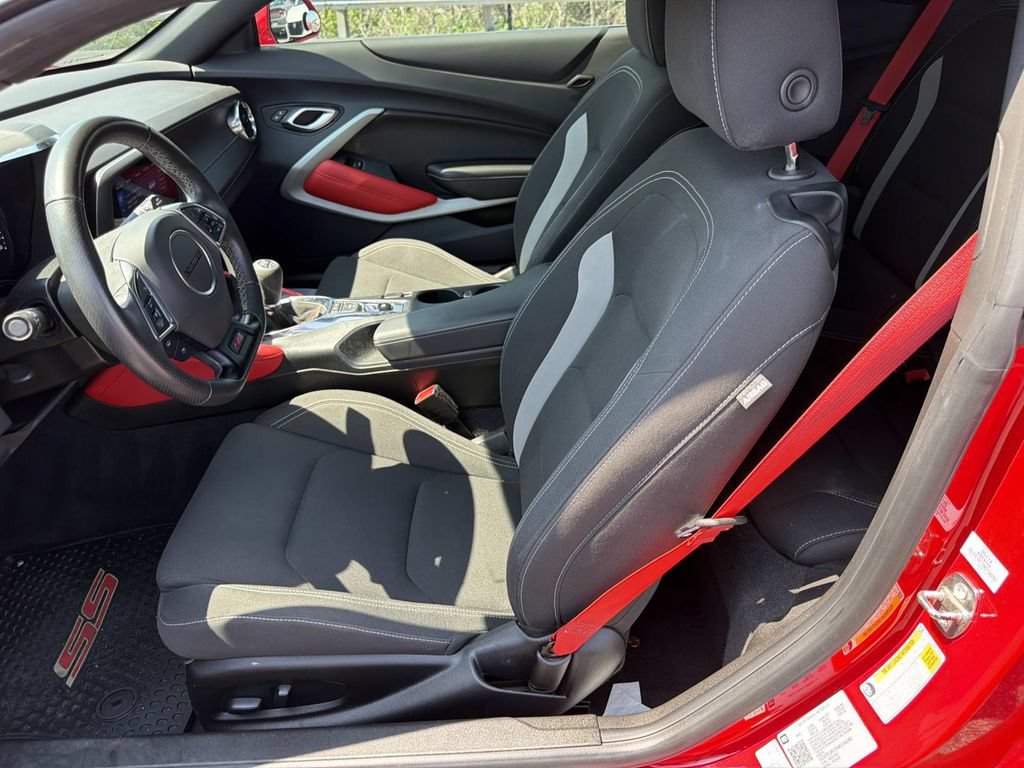 Used 2022 Chevrolet Camaro SS RWD image 15