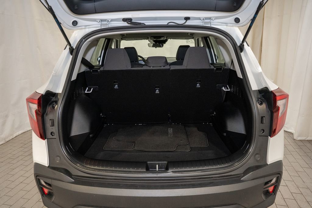 Certified 2024 Kia Seltos LX image 5