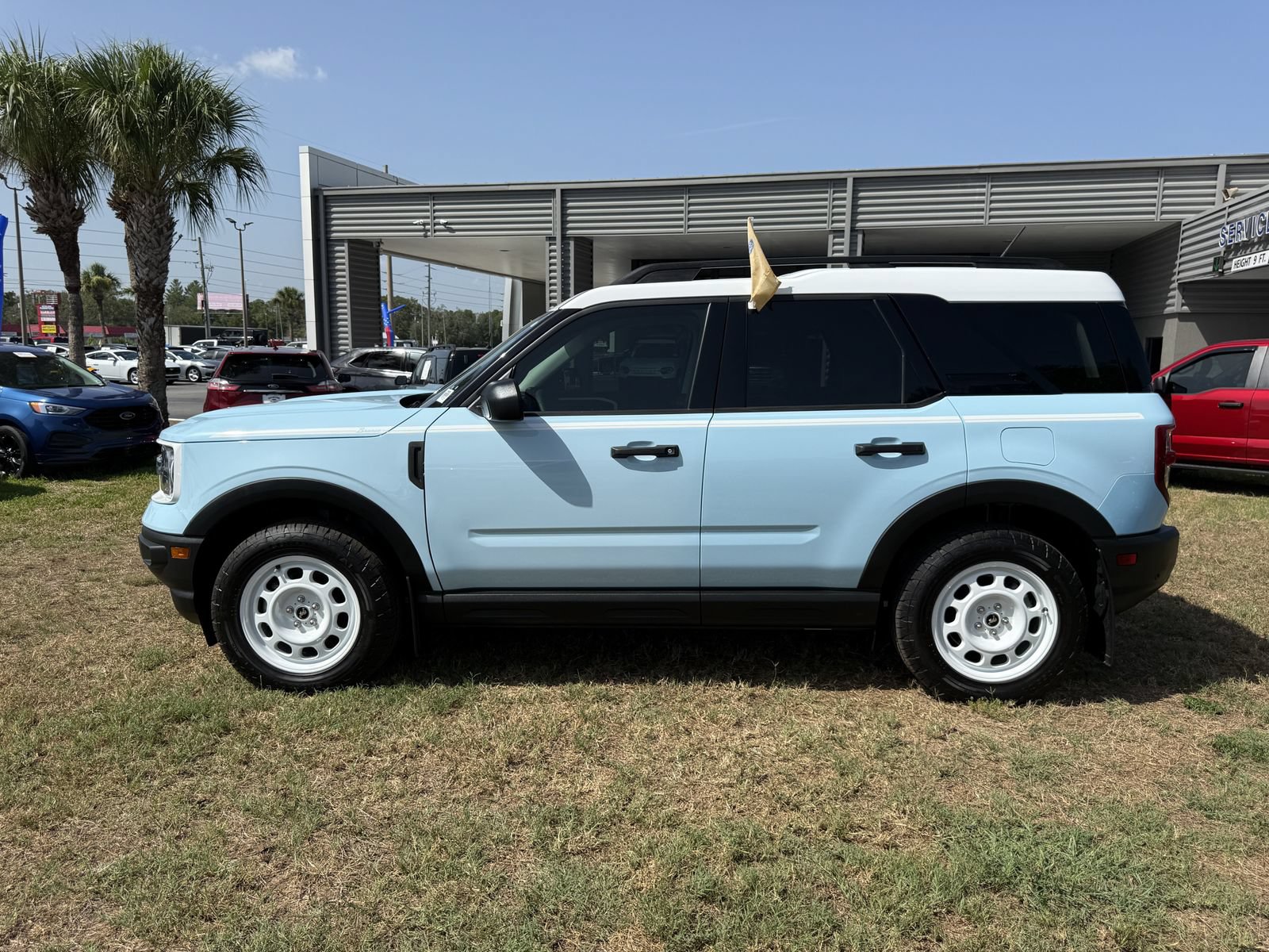 Certified 2024 Ford Bronco Sport Heritage w/ Heritage Convenience Package AWD/4WD image 11
